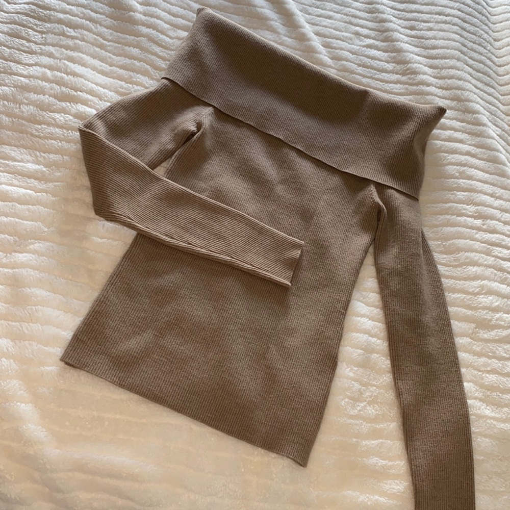 Aritzia/Wilfred - Croquis Sweater